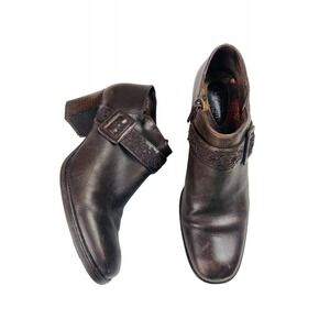 CLARKS Artisan Womens Leather Ankle Boot Shootie Brown Side Zip Buckle Size 7.5M
